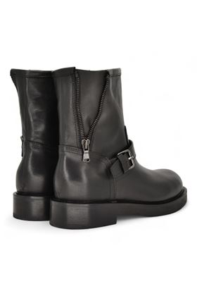 Tronchetto donna in pelle nera. JULIE DEE | MW546-NERO